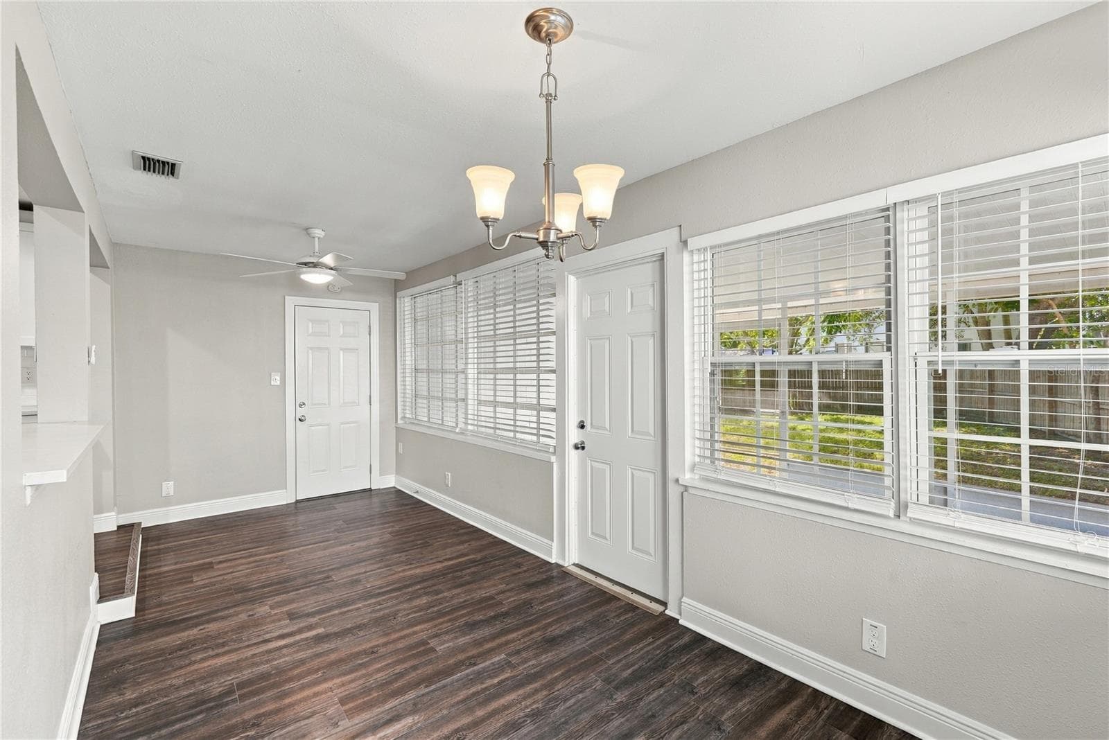 Single Family Residence at 3184 11TH AVE N, ST PETERSBURG, photo 17 of 33