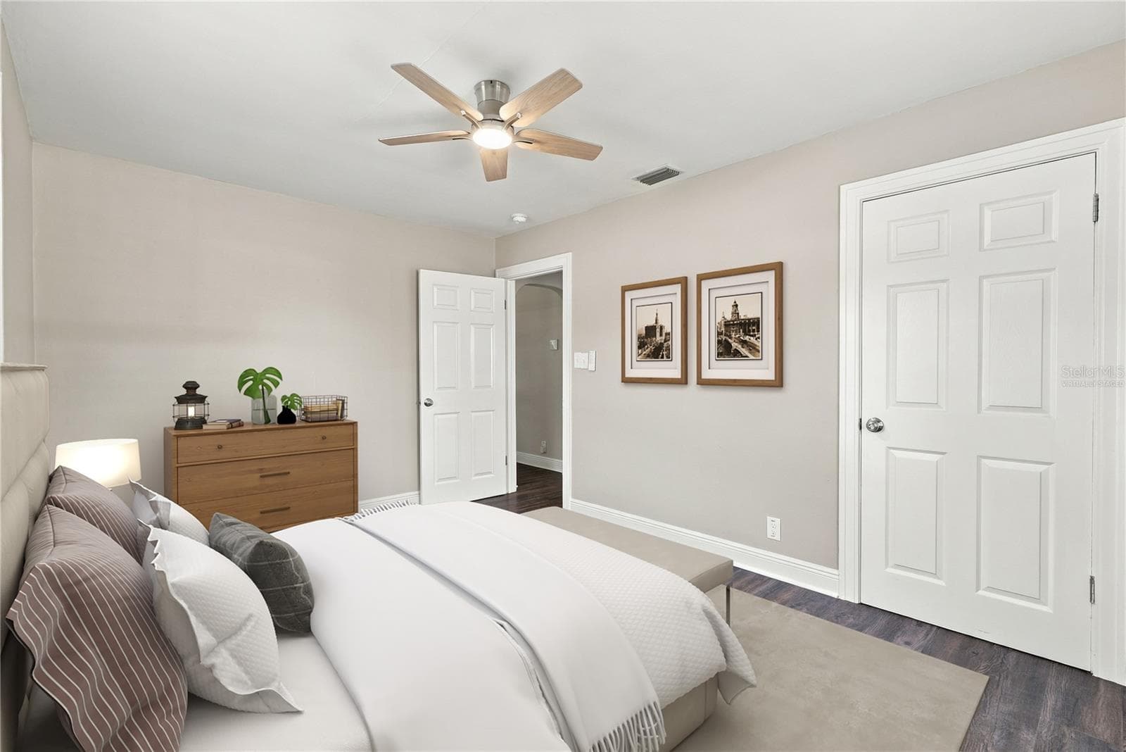 VIRTUALLY STAGED - 3184 11TH AVE N, ST PETERSBURG