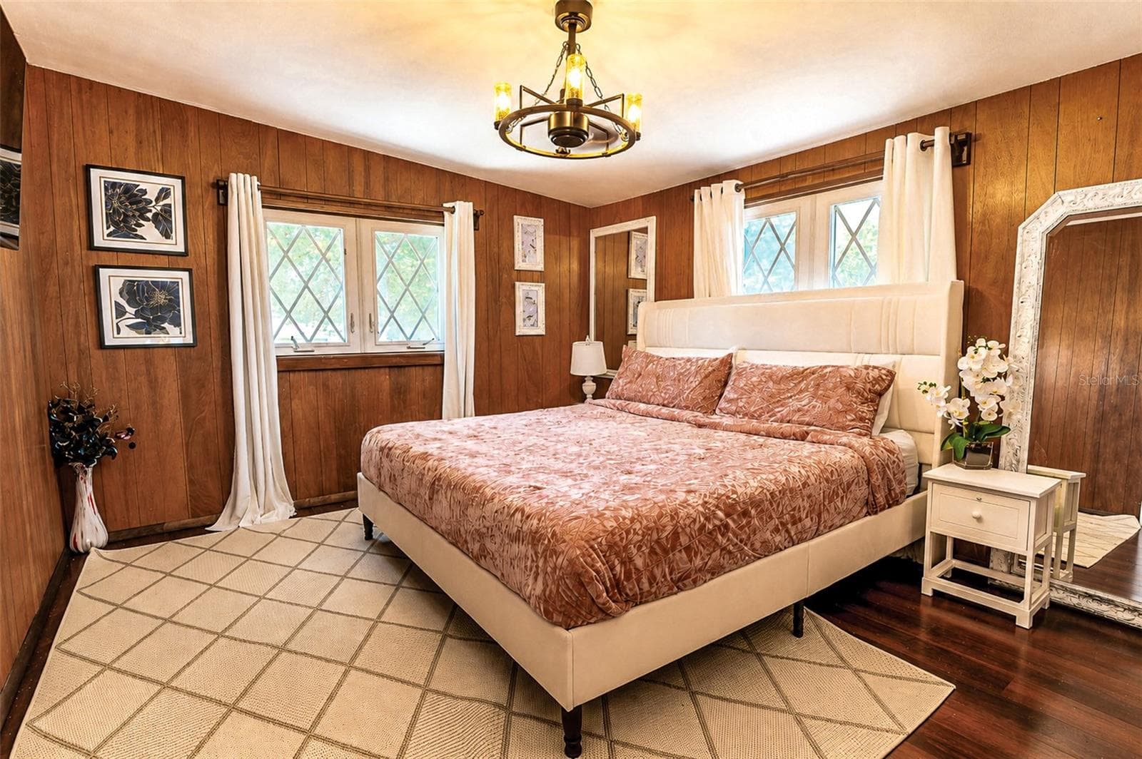 Single Family Residence at 1488 LACONIA DR E, CLEARWATER, photo 32 of 75