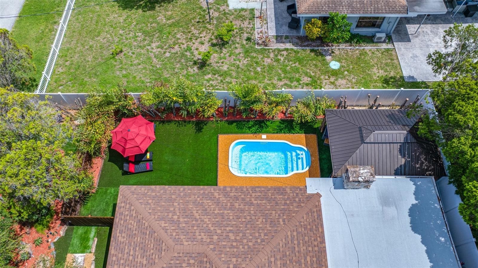 Single Family Residence at 1488 LACONIA DR E, CLEARWATER, photo 41 of 75