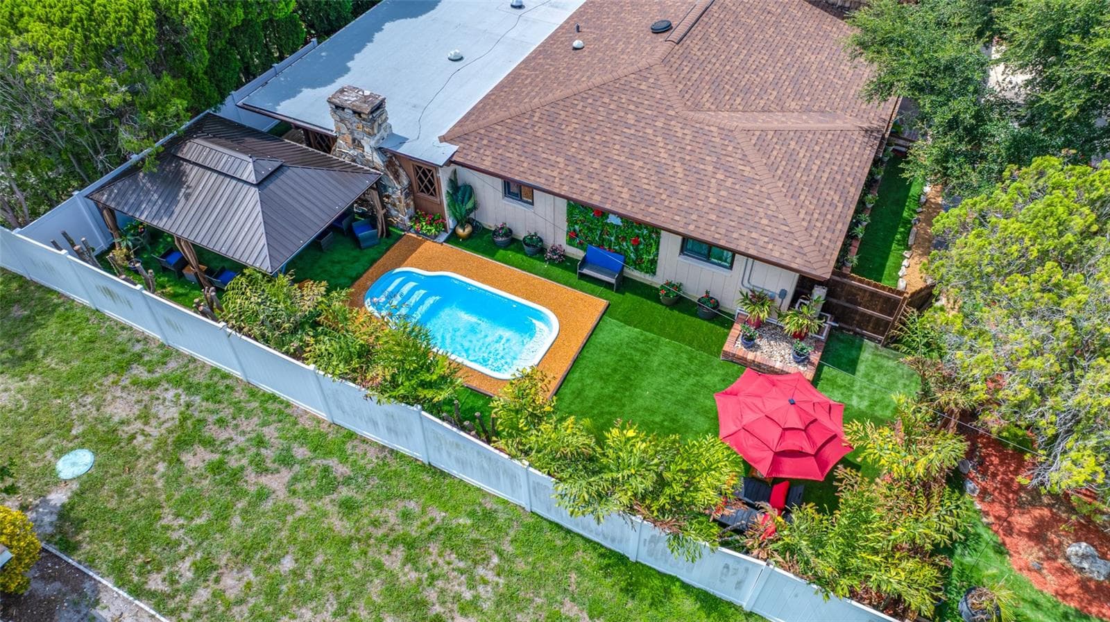Single Family Residence at 1488 LACONIA DR E, CLEARWATER, photo 46 of 75