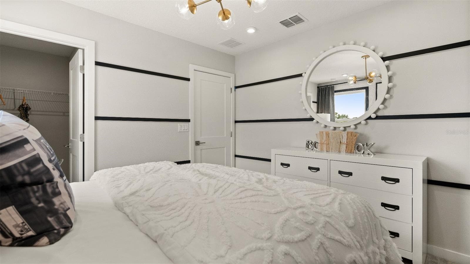 Single Family Residence at 3256 CUP DR, LAKELAND, photo 8 of 20