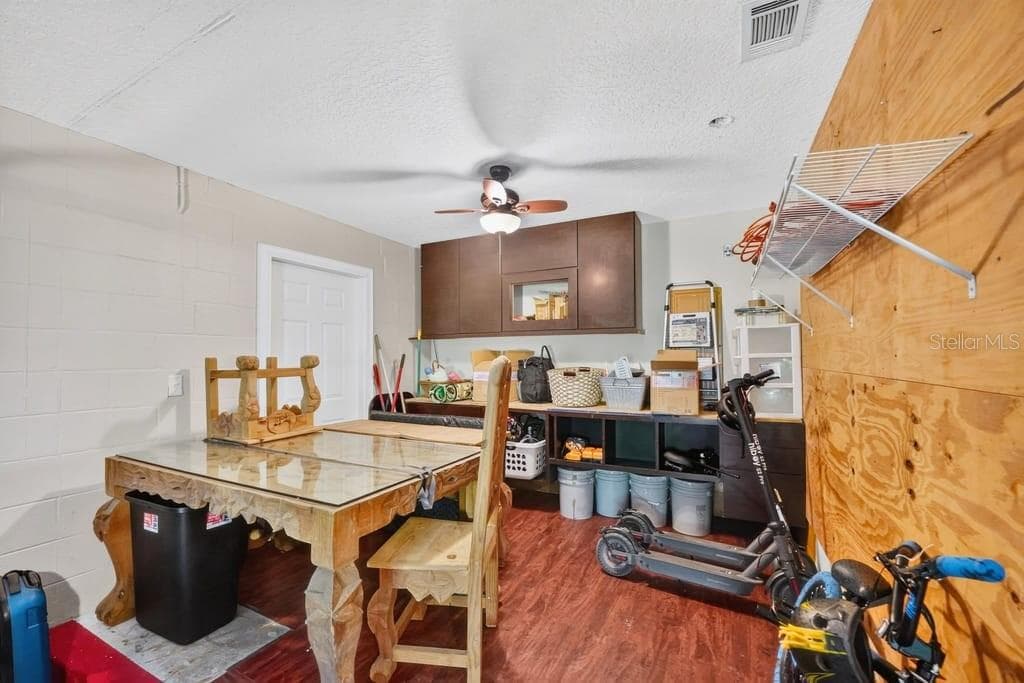 workshop in 1.5 car garage - 1580 DELAND AVE, ORANGE CITY