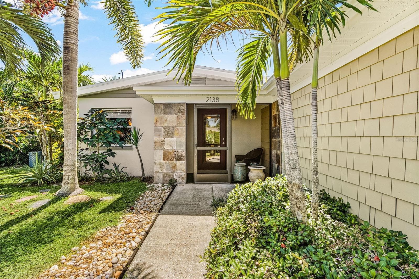 Single Family Residence at 2138 TEMPLE ST, SARASOTA, photo 2 of 36