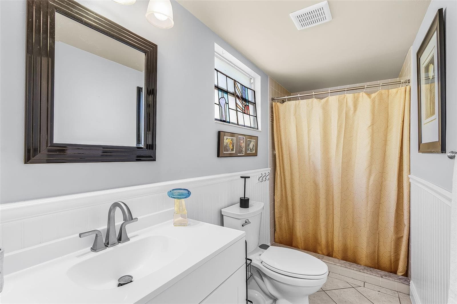 Single Family Residence at 2138 TEMPLE ST, SARASOTA, photo 12 of 36