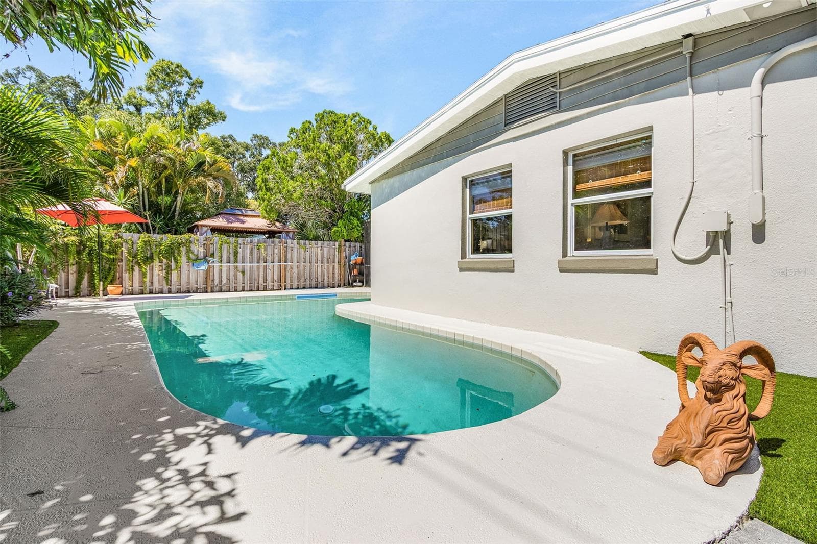 Single Family Residence at 2138 TEMPLE ST, SARASOTA, photo 22 of 36