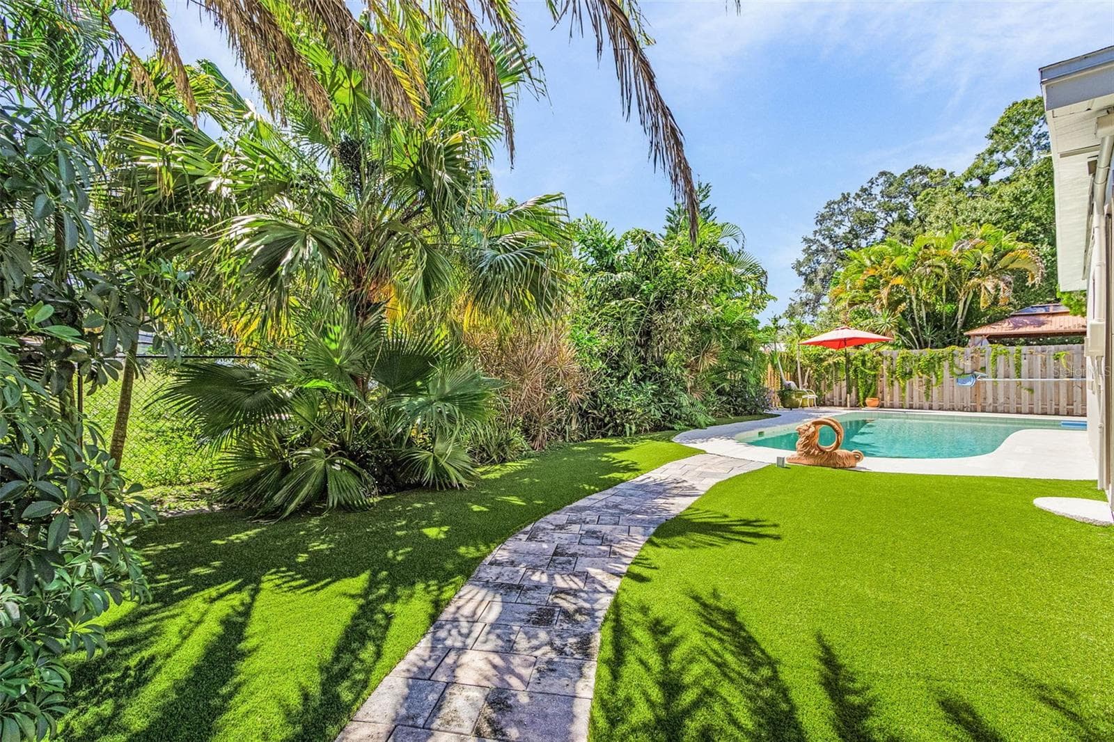 Single Family Residence at 2138 TEMPLE ST, SARASOTA, photo 23 of 36