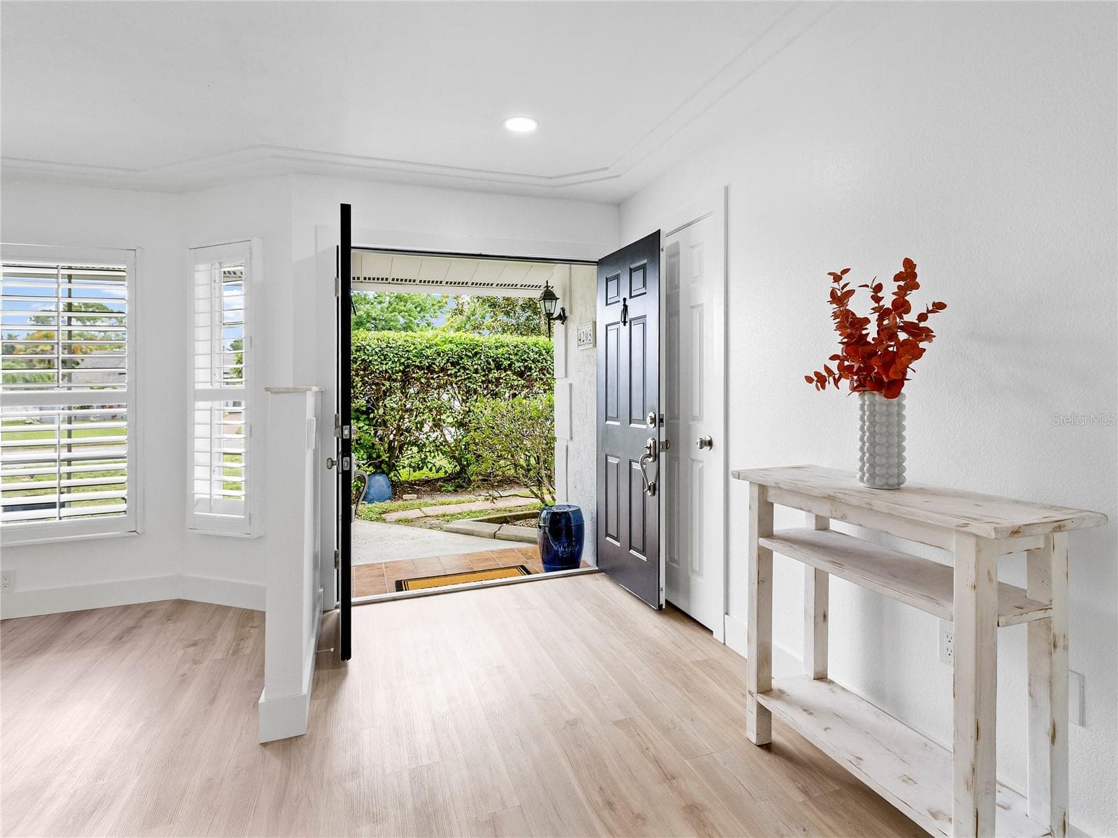 Single Family Residence at 4205 BENT TREE BLVD, SARASOTA, photo 8 of 48