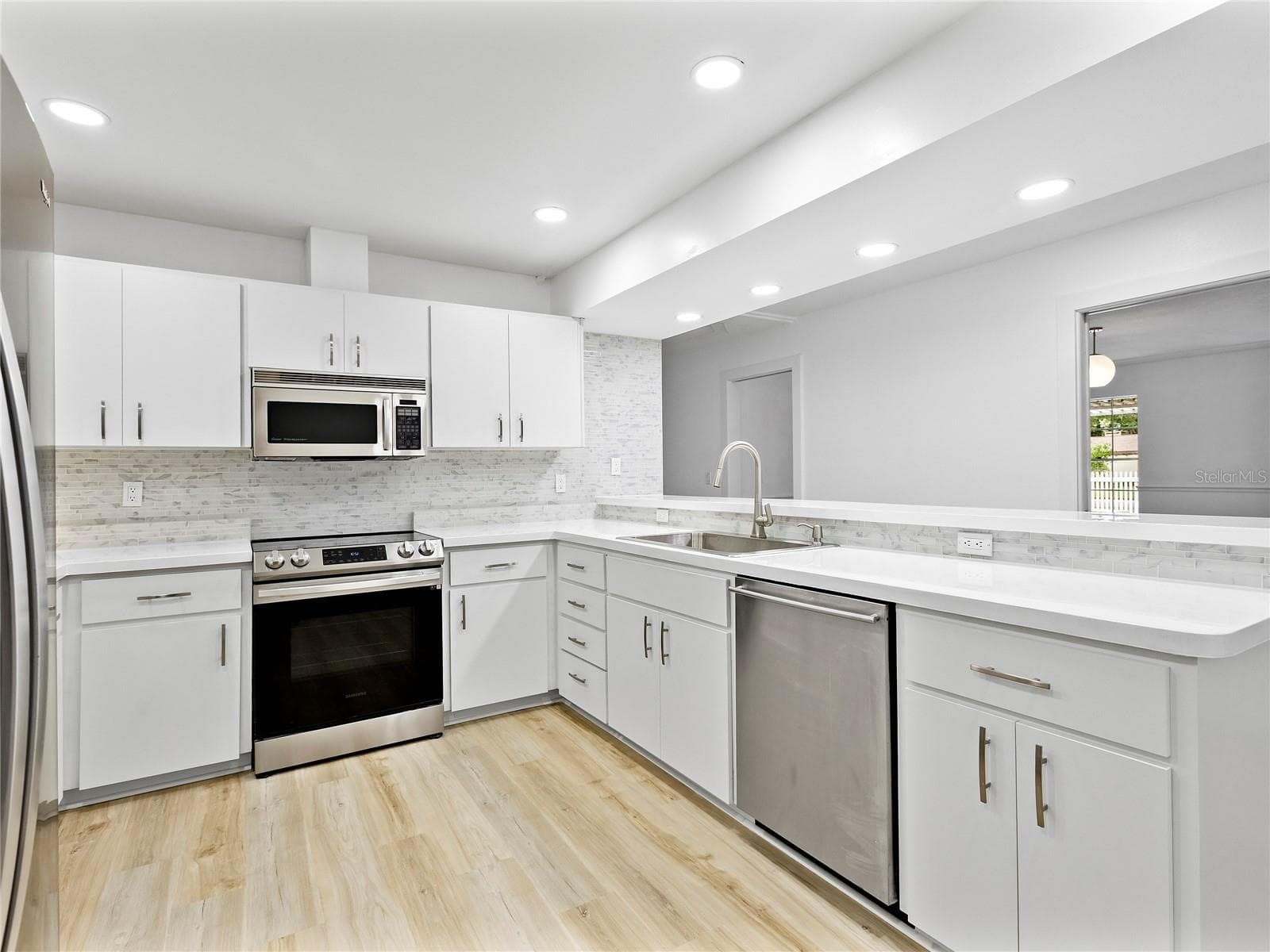 Single Family Residence at 4205 BENT TREE BLVD, SARASOTA, photo 16 of 48