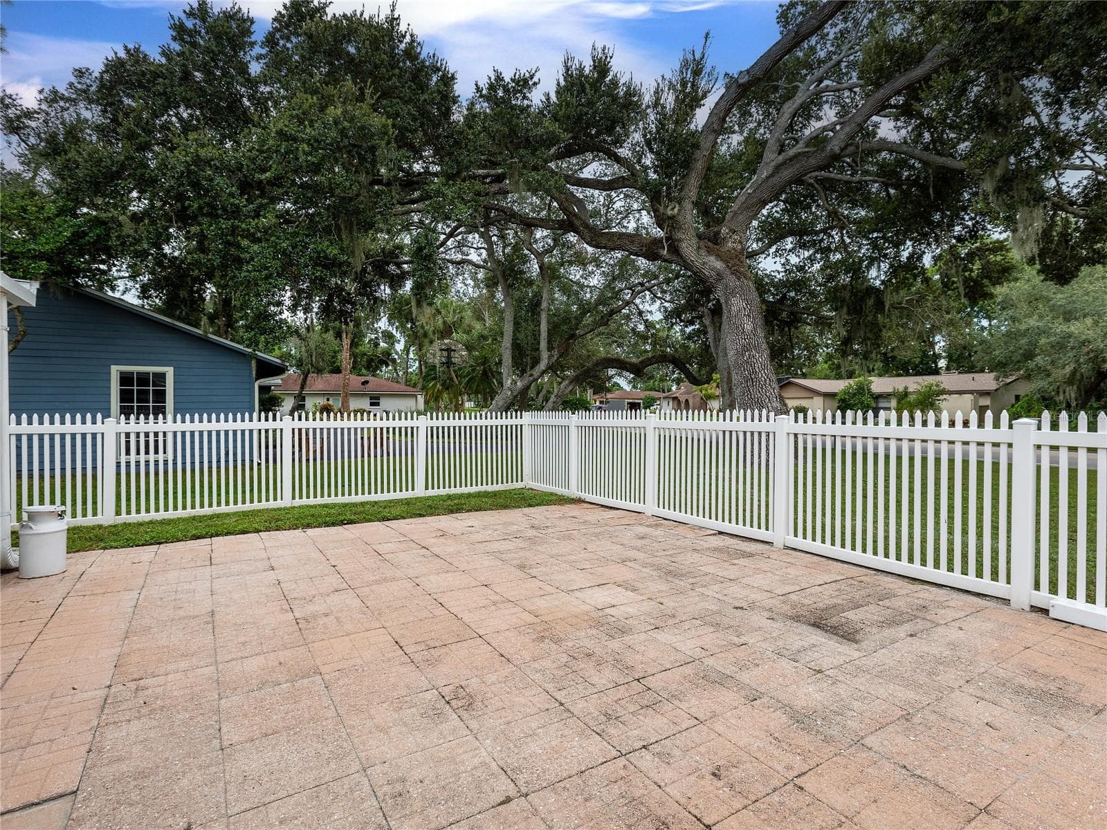 Single Family Residence at 4205 BENT TREE BLVD, SARASOTA, photo 42 of 48