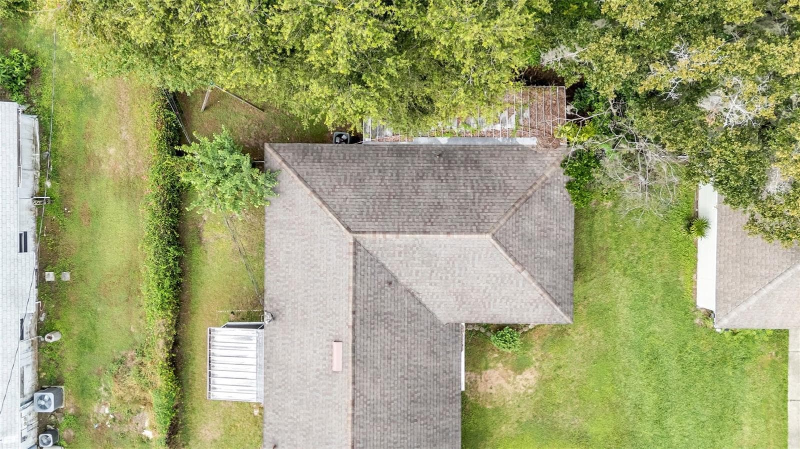 Half Duplex at 733-735 LONGFELLOW BLVD, LAKELAND, photo 39 of 46
