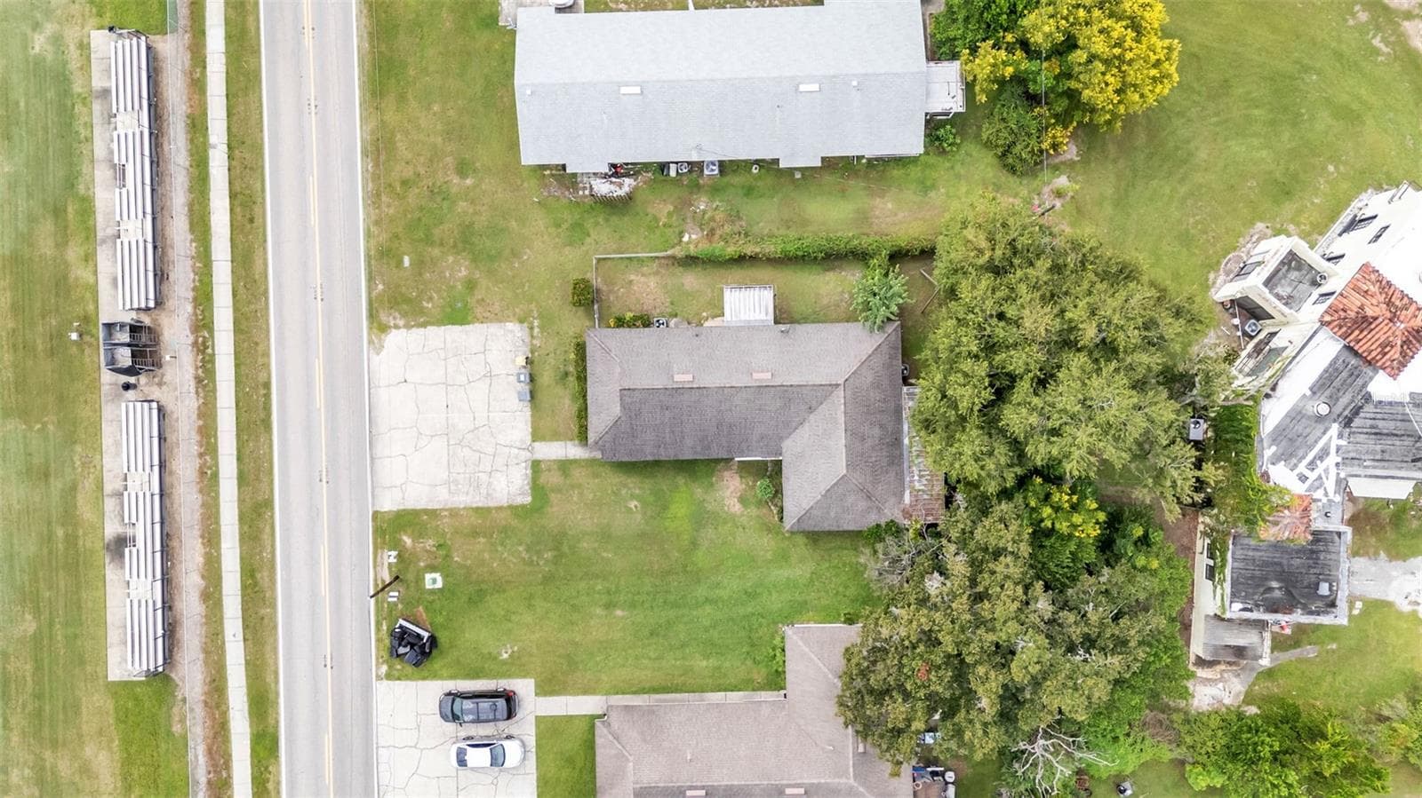 Half Duplex at 733-735 LONGFELLOW BLVD, LAKELAND, photo 40 of 46
