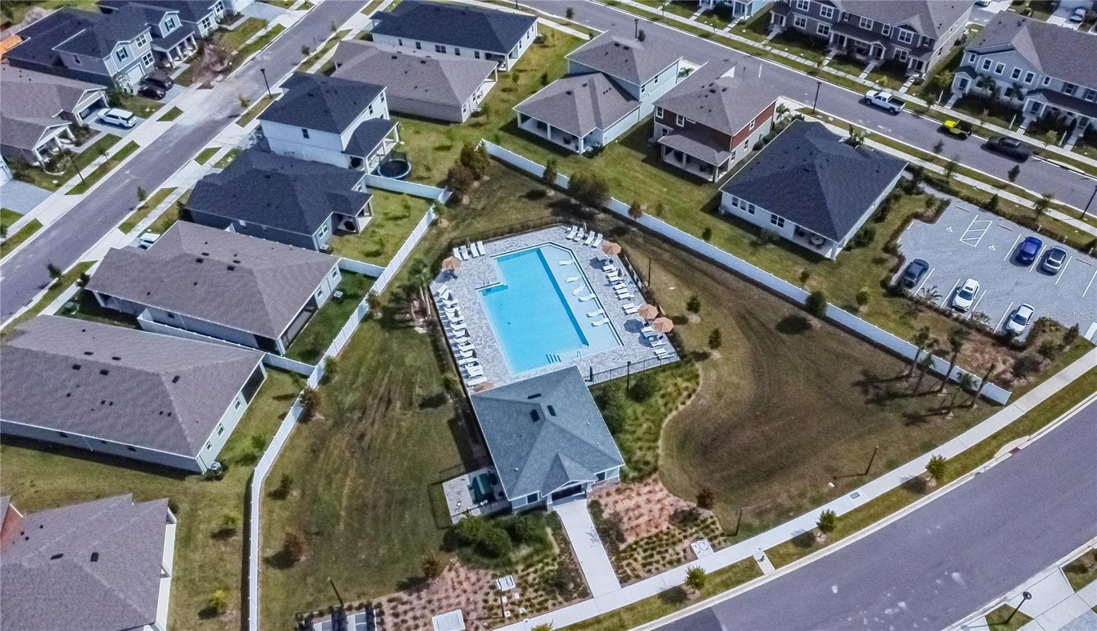 Single Family Residence at 13119 PERGOLA AVE, ORLANDO, photo 37 of 65