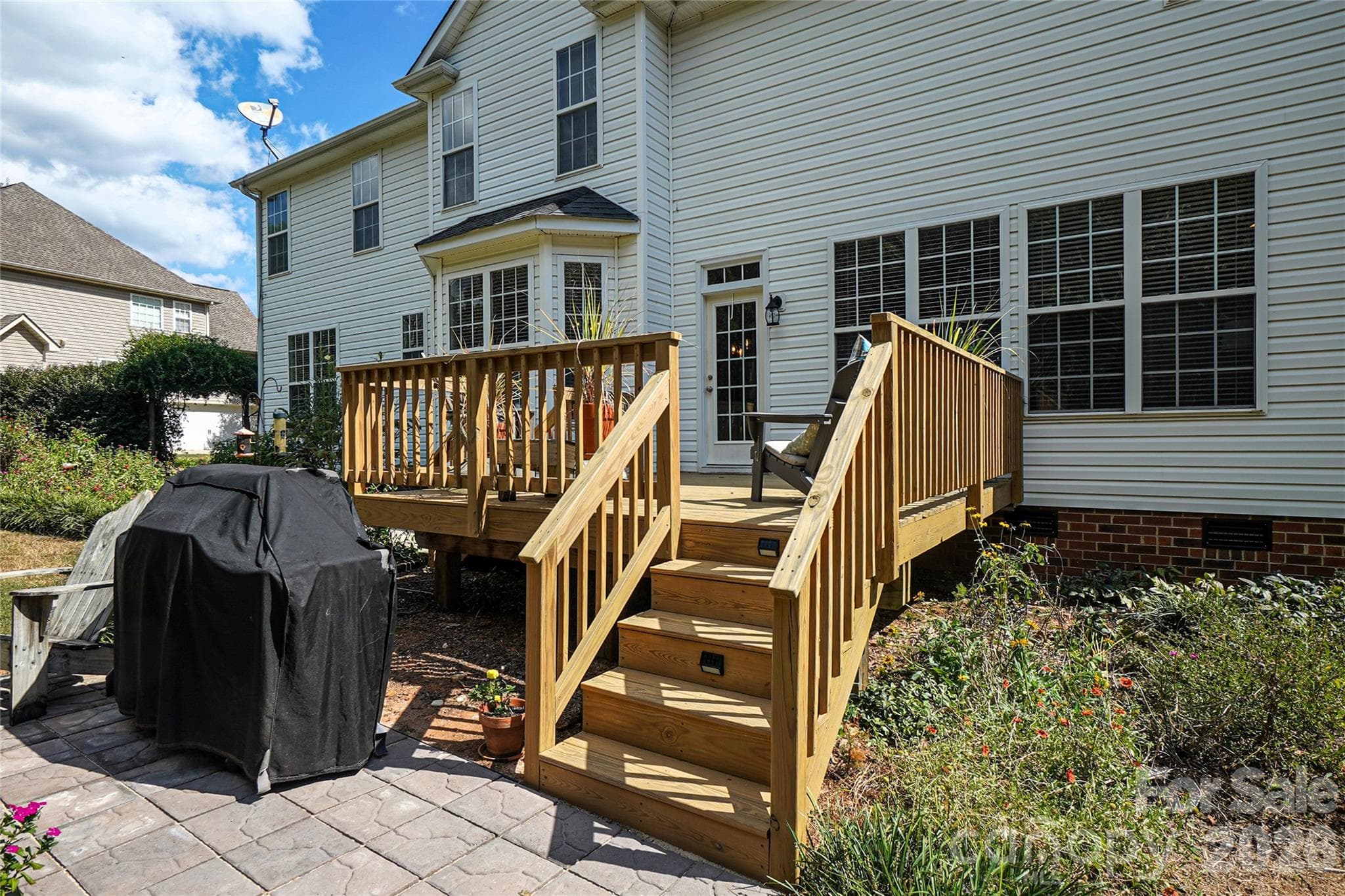 Renovated Deck w Grilling Patio - 8120 Glamorgan Lane, Matthews