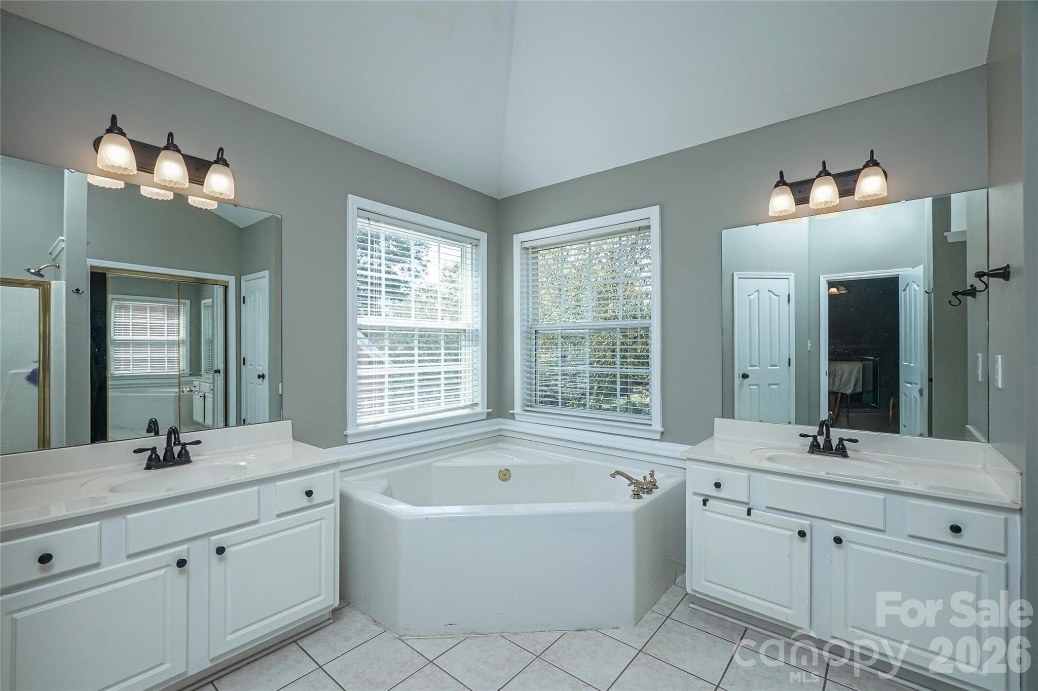 Primary Bath - 8120 Glamorgan Lane, Matthews