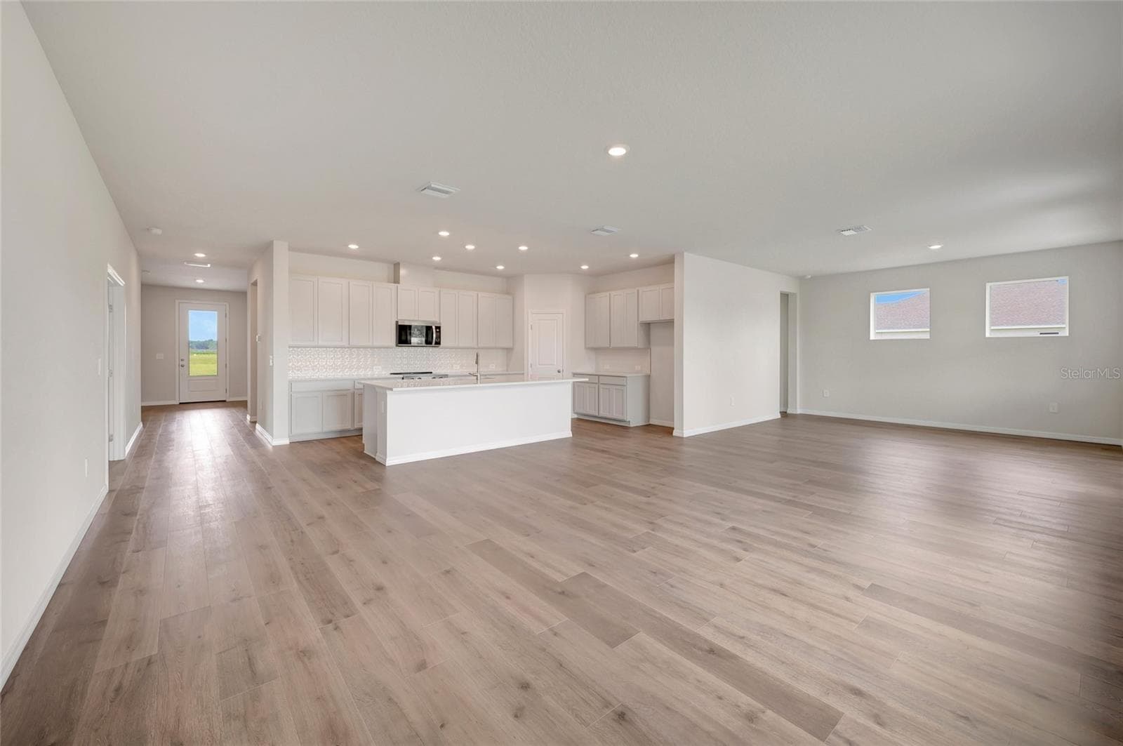 Family Room - 318 STETSON RISE CT, PLANT CITY