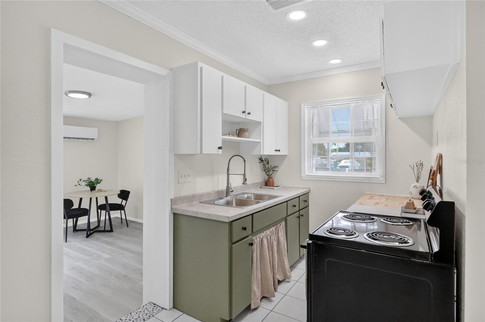 Kitchen - 5175 E LIVE OAK LN, INVERNESS
