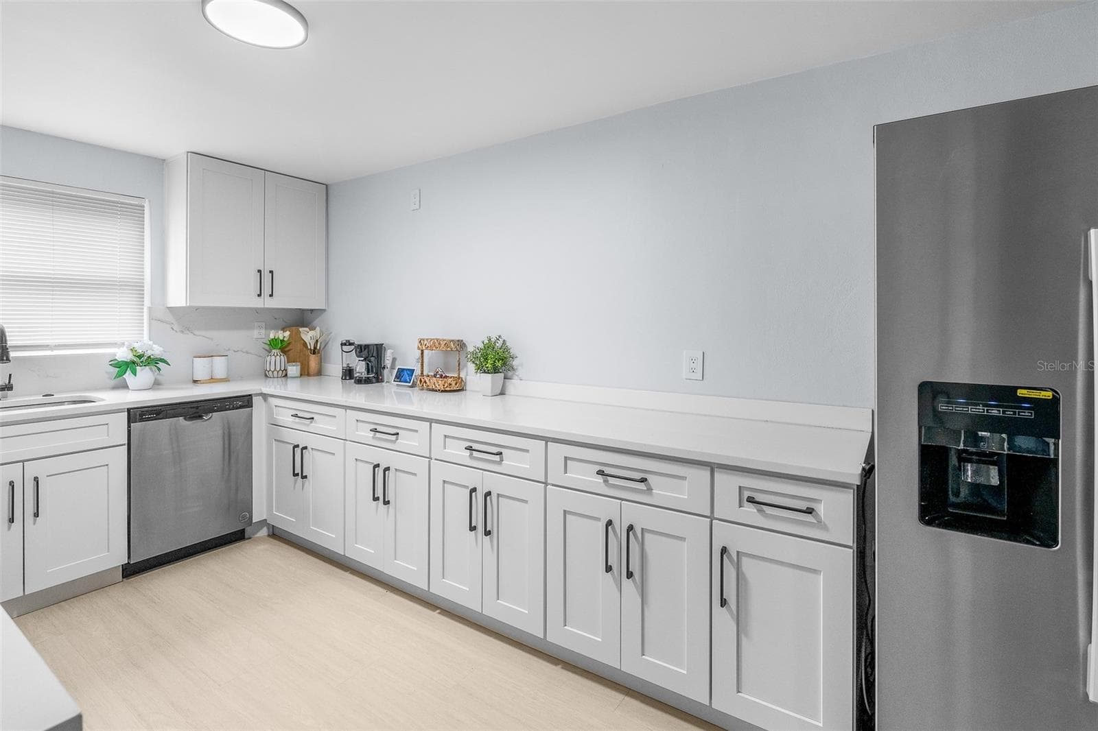 Single Family Residence at 1539 DARTMOUTH DR, HOLIDAY, photo 24 of 69