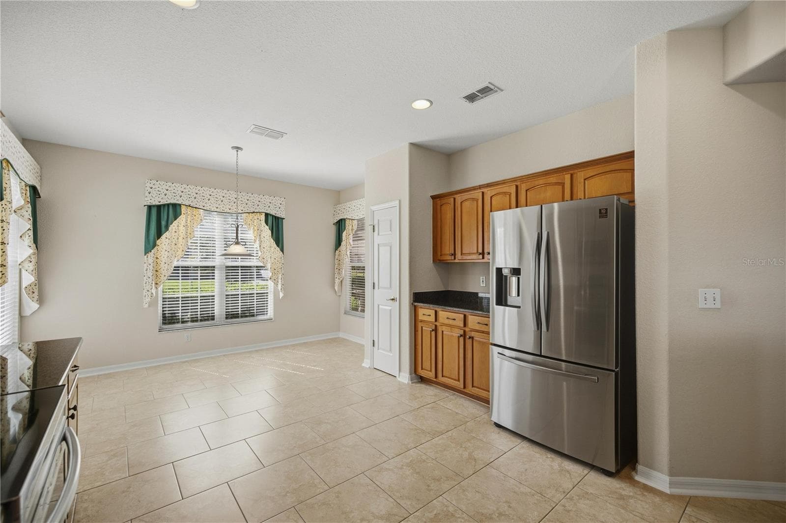 Tile Flooring! - 9495 SE 130TH PLACE RD, SUMMERFIELD