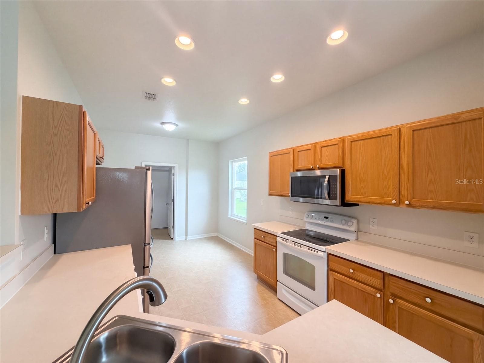 Single Family Residence at 117 MILESTONE DR, HAINES CITY, photo 5 of 18