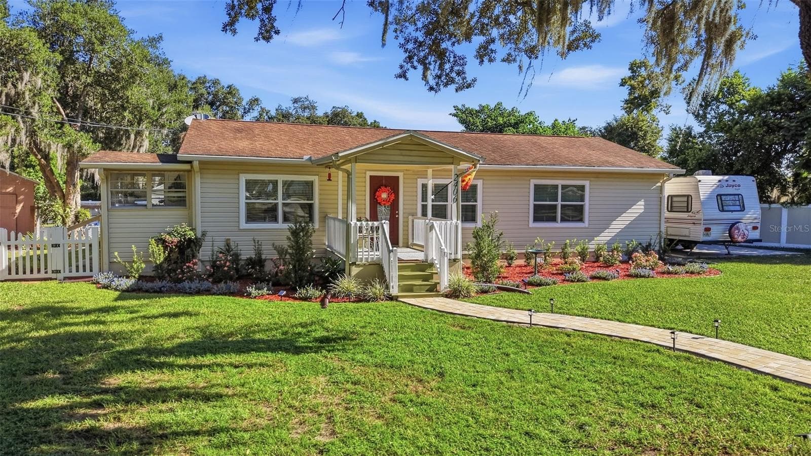 Single Family Residence at 2406 DURANT RD, VALRICO, photo 2 of 49