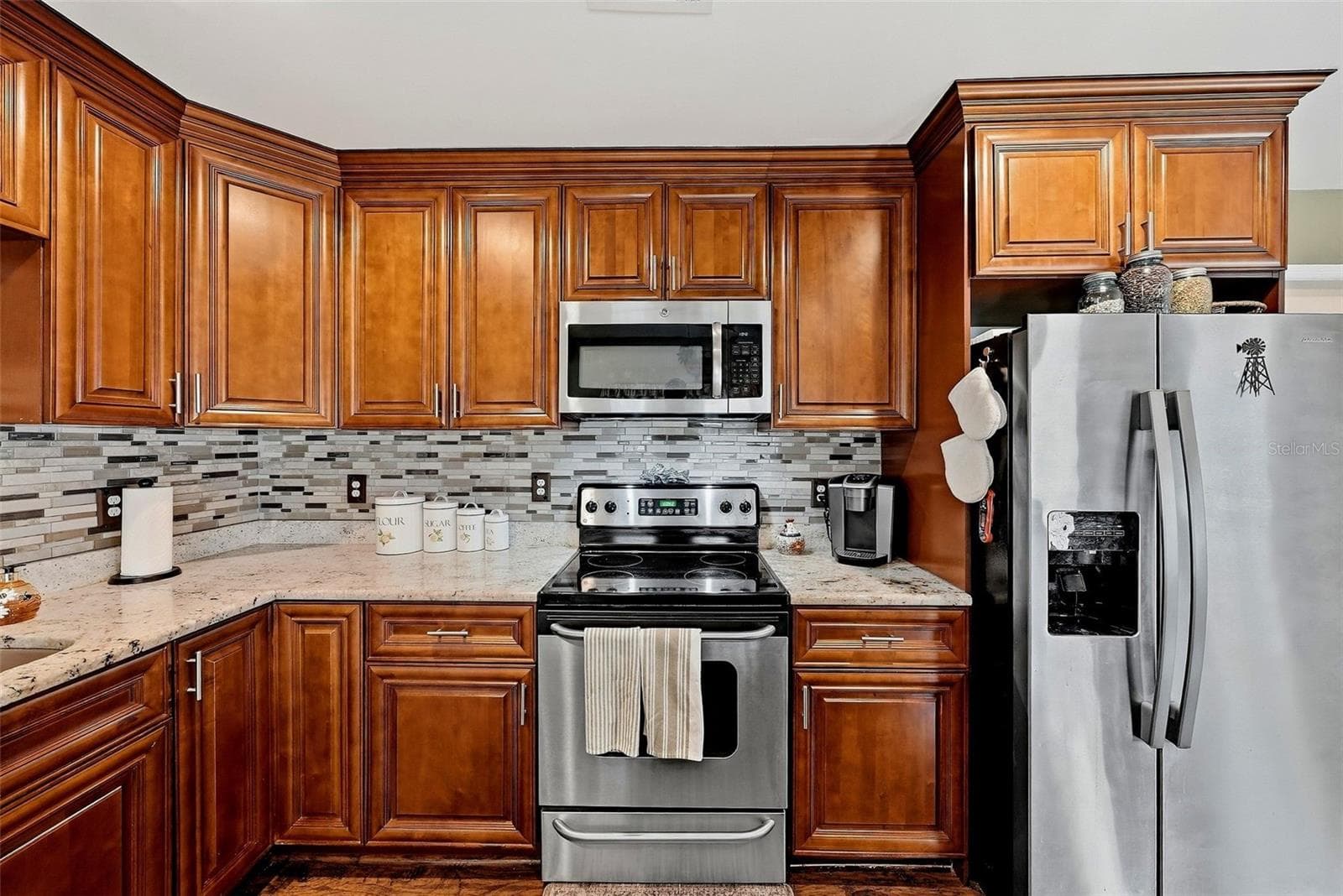 Single Family Residence at 2406 DURANT RD, VALRICO, photo 9 of 49