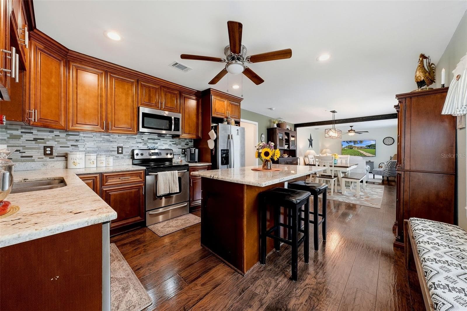 Single Family Residence at 2406 DURANT RD, VALRICO, photo 10 of 49