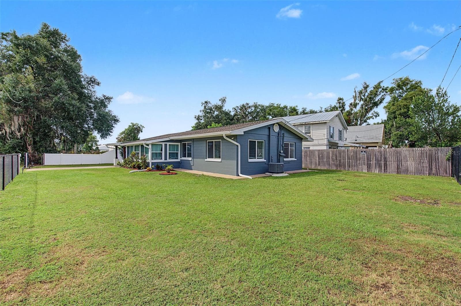 Single Family Residence at 105 N PEARL ST, PLANT CITY, photo 36 of 46