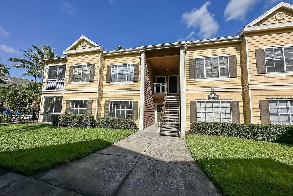 Condominium at 5029 CITY ST #1818, ORLANDO, photo 4 of 26