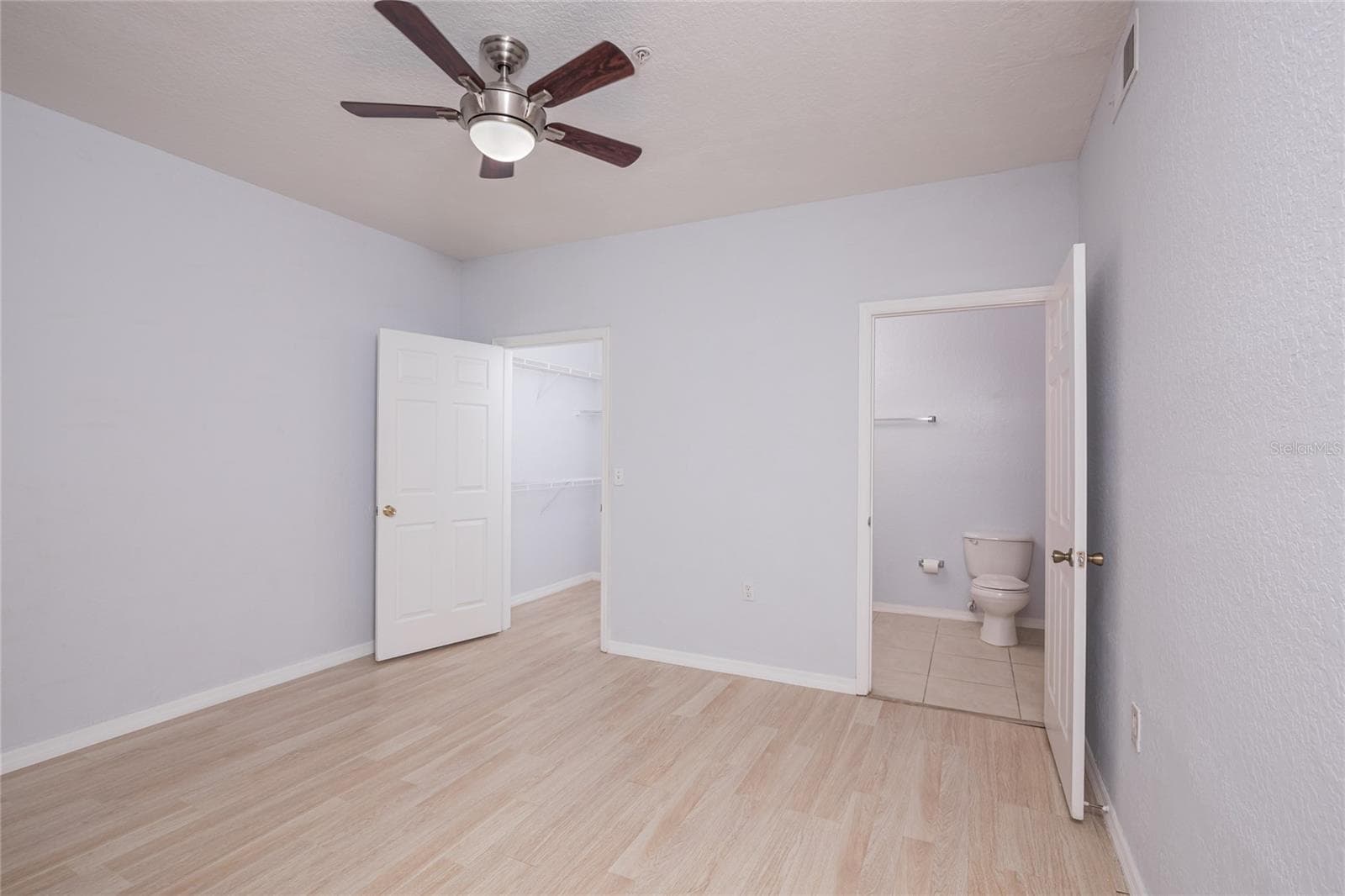 Condominium at 5029 CITY ST #1818, ORLANDO, photo 15 of 26