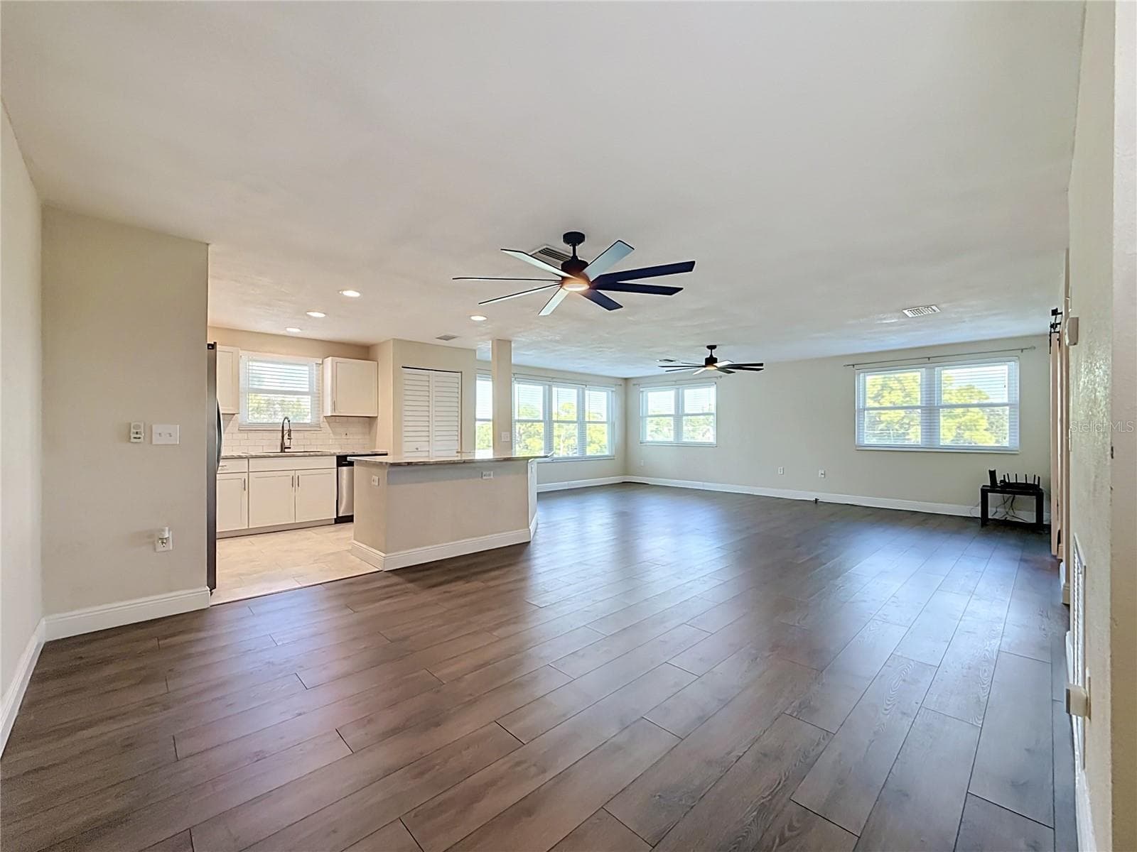 Condominium at 5603 80TH ST N #416, ST PETERSBURG, photo 8 of 55