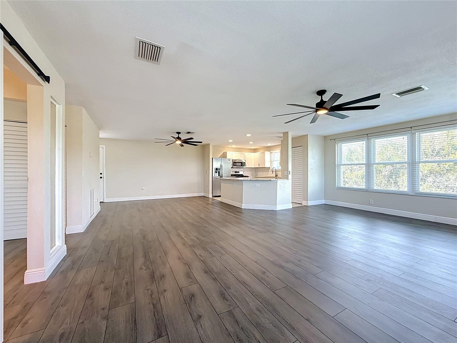 Condominium at 5603 80TH ST N #416, ST PETERSBURG, photo 13 of 55