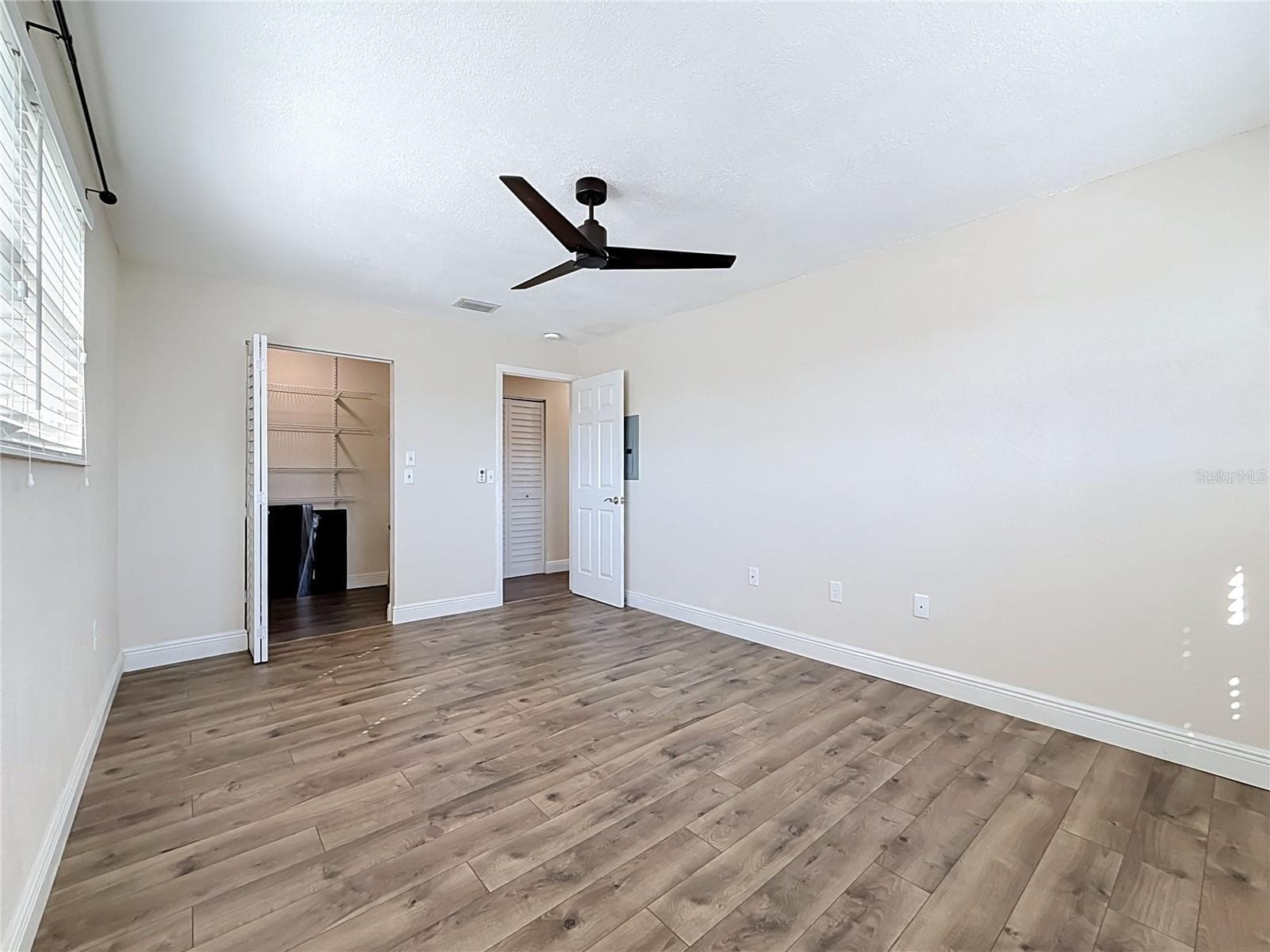 Condominium at 5603 80TH ST N #416, ST PETERSBURG, photo 43 of 55