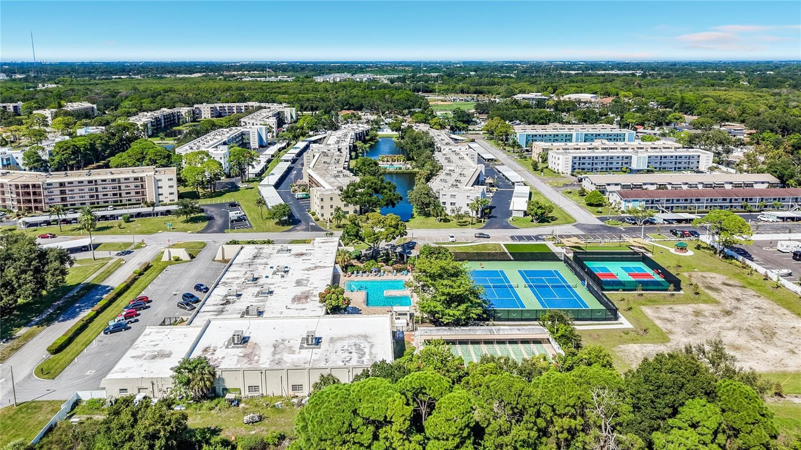 Condominium at 5603 80TH ST N #416, ST PETERSBURG, photo 55 of 55