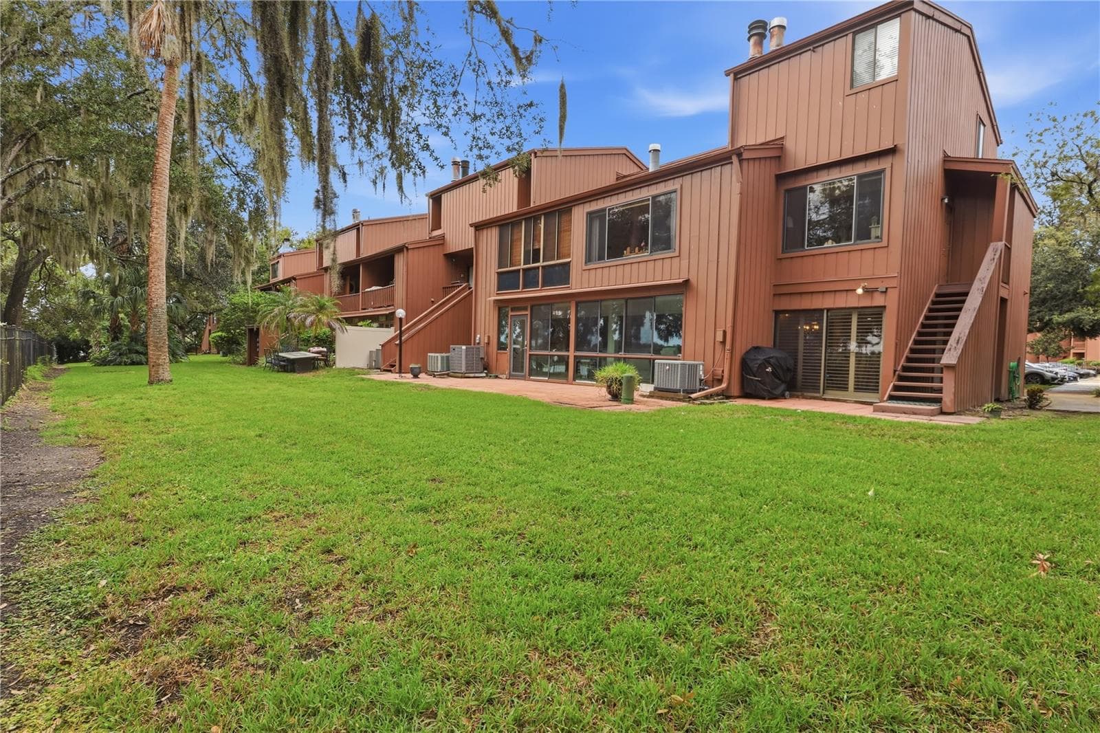Condominium at 1020 E MICHIGAN ST #A, ORLANDO, photo 38 of 56