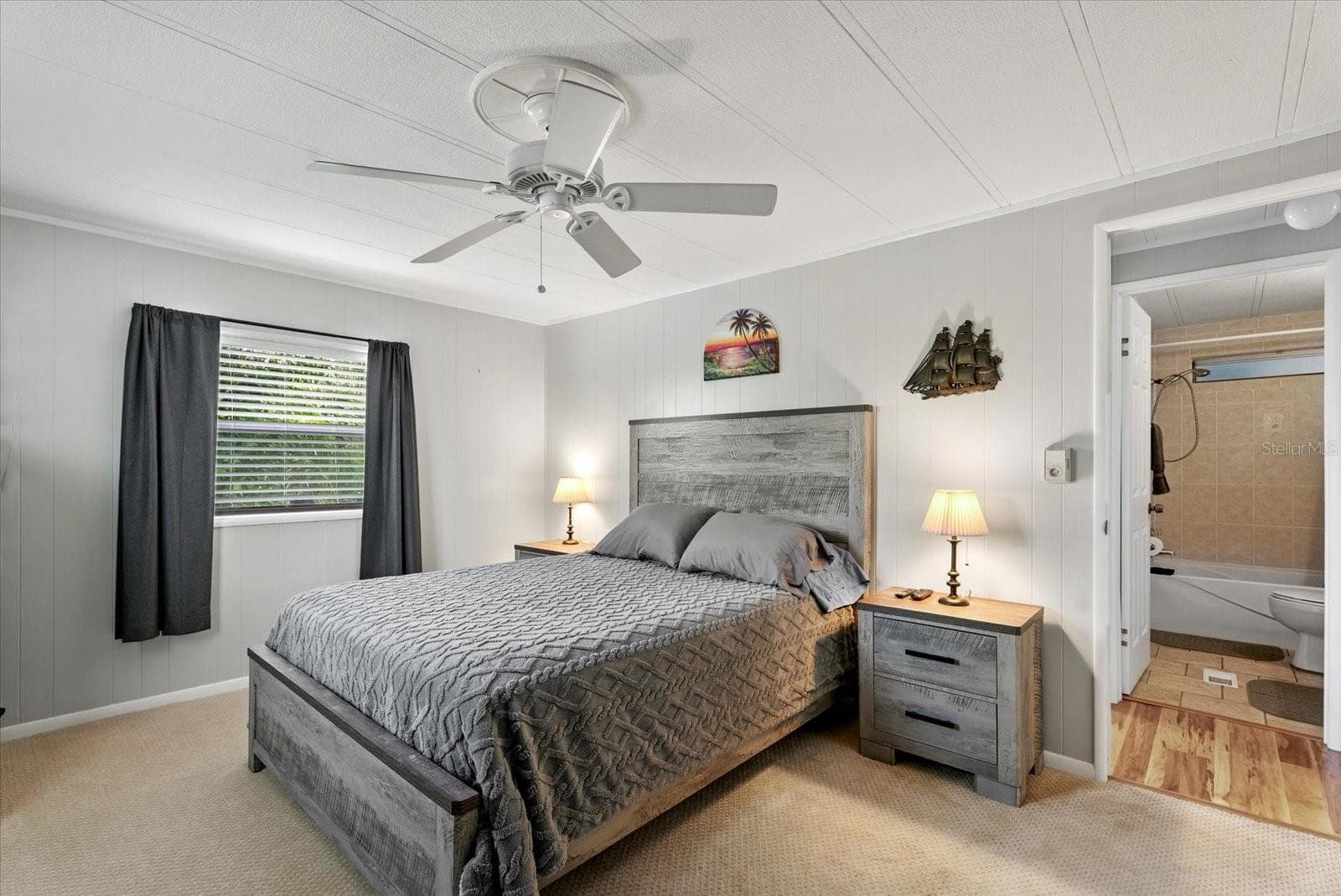 Manufactured Home at 560 FAIRMOUNT DR, NORTH PORT, photo 15 of 37