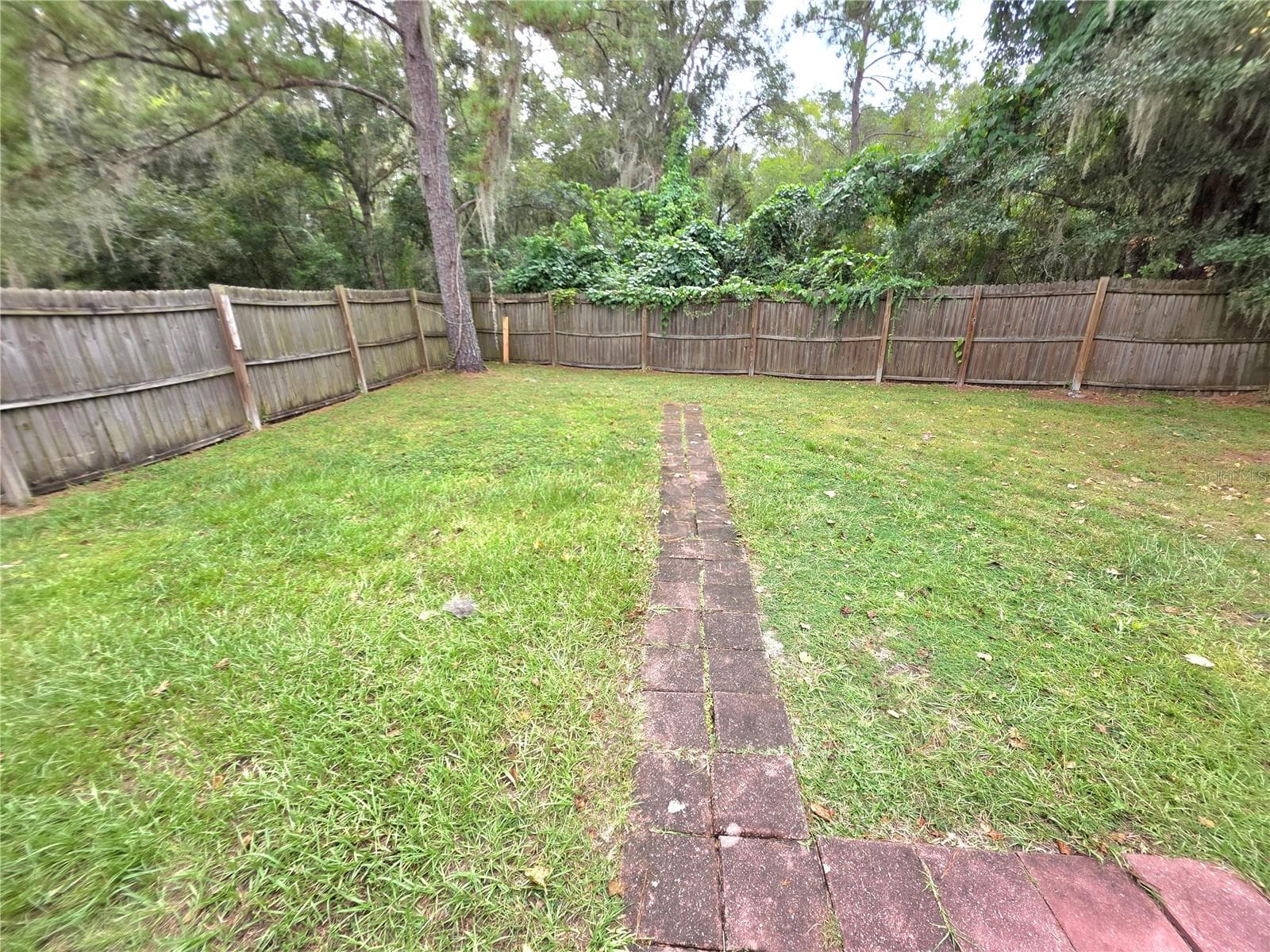 Single Family Residence at 521 SMITH & UNION ST LOTS 53 & 54, BROOKSVILLE, photo 13 of 14