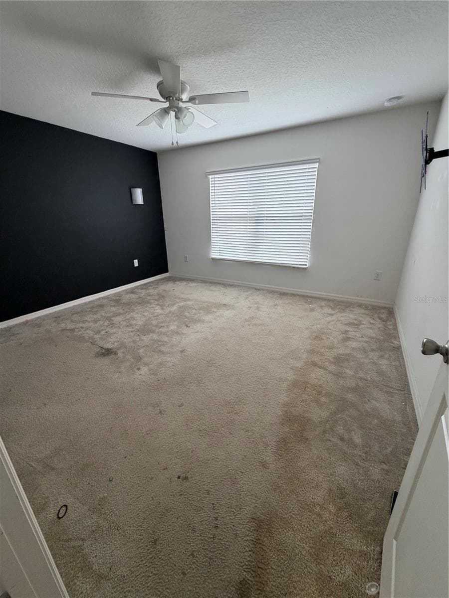 Principal Bedroom - 2500 BEGONIA ST, MASCOTTE