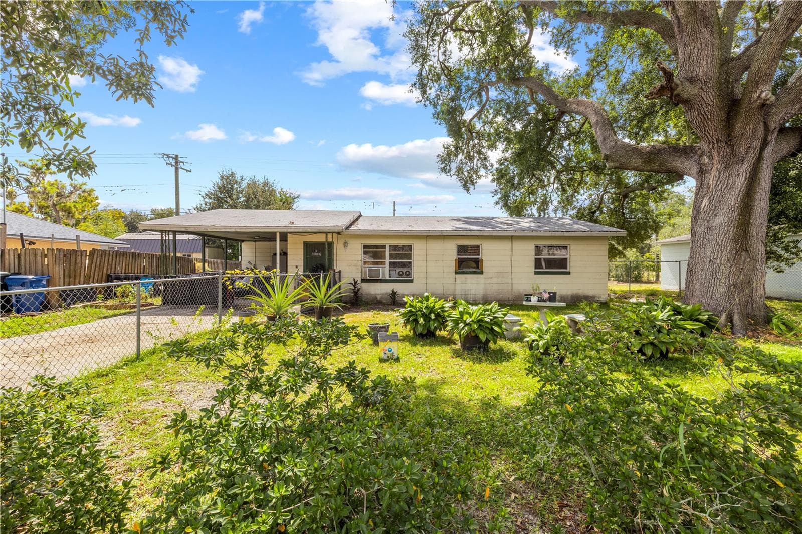 Single Family Residence at 320 W TERRACE AVE, LAKE ALFRED, photo 36 of 37