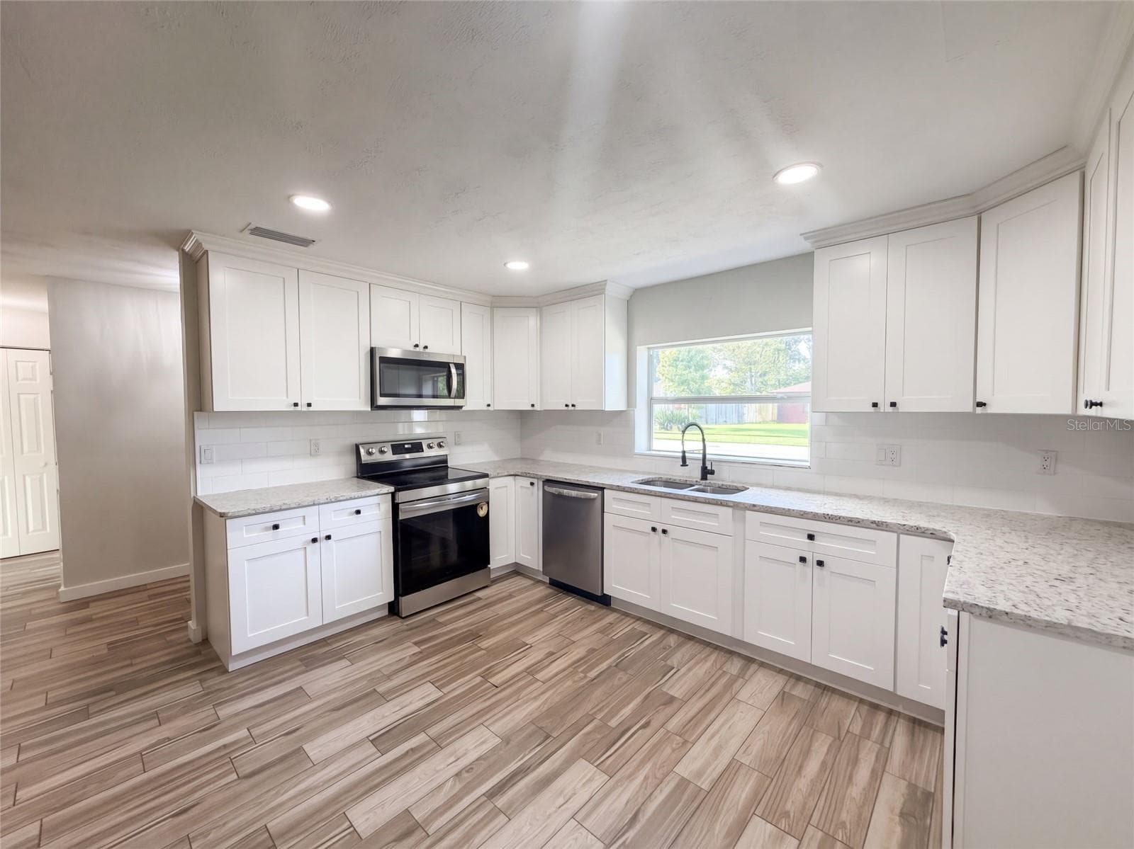 Single Family Residence at 789 LITTLE PINE DR, SOUTH DAYTONA, photo 2 of 19