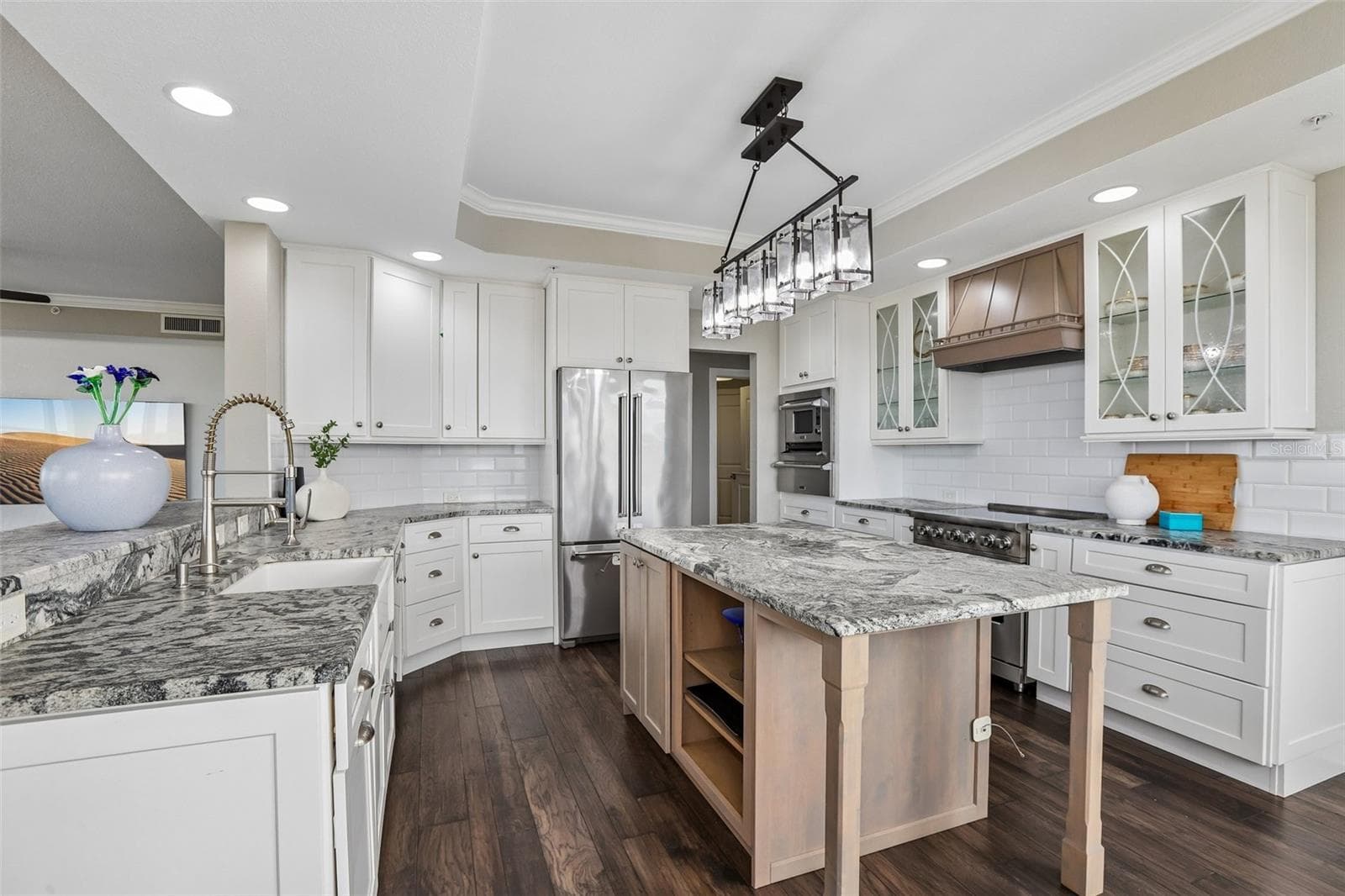 Condominium at 5823 BOWEN DANIEL DR #601, TAMPA, photo 11 of 54