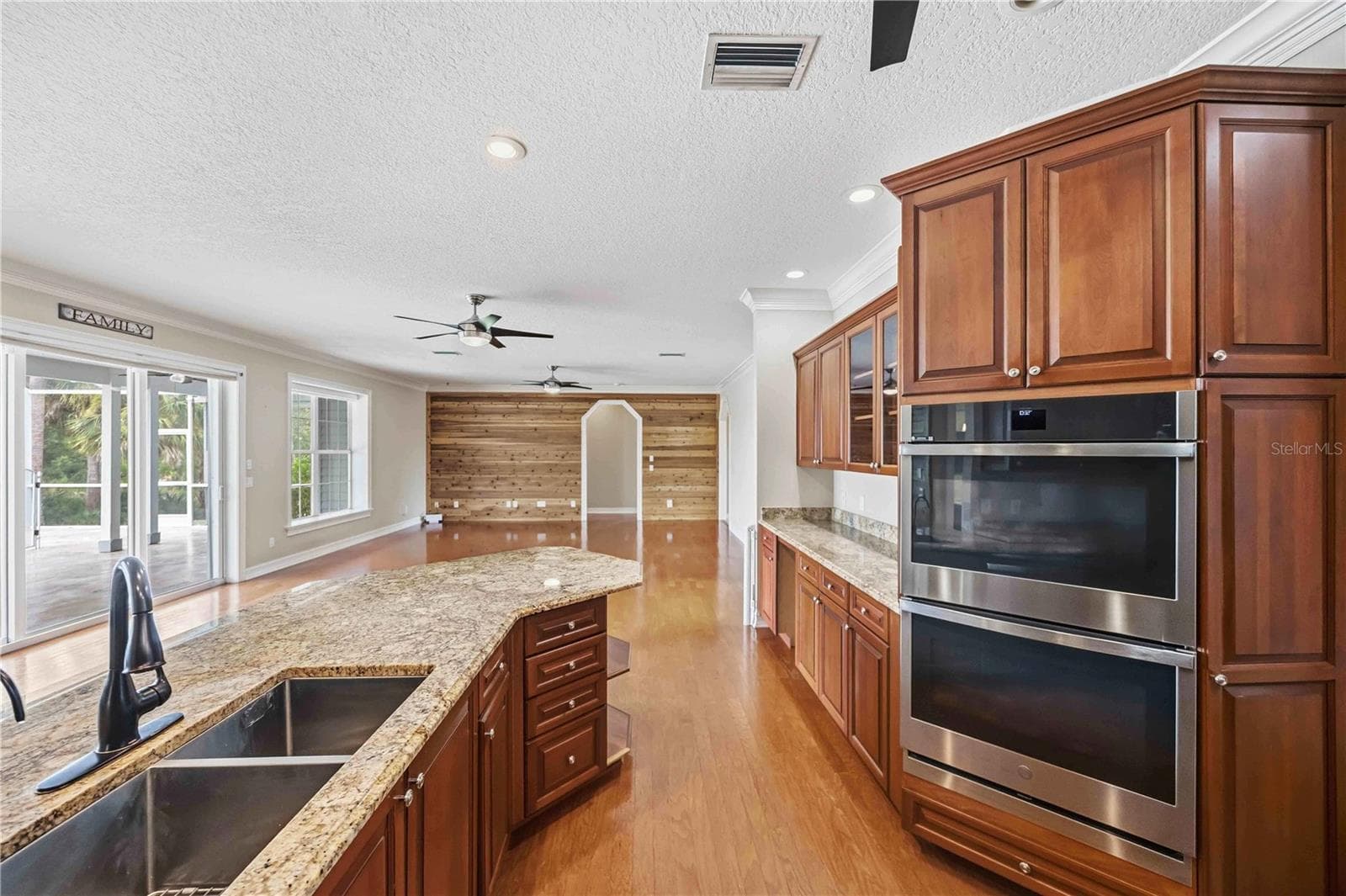 Double-oven - 8543 SW AVIARY RD, ARCADIA