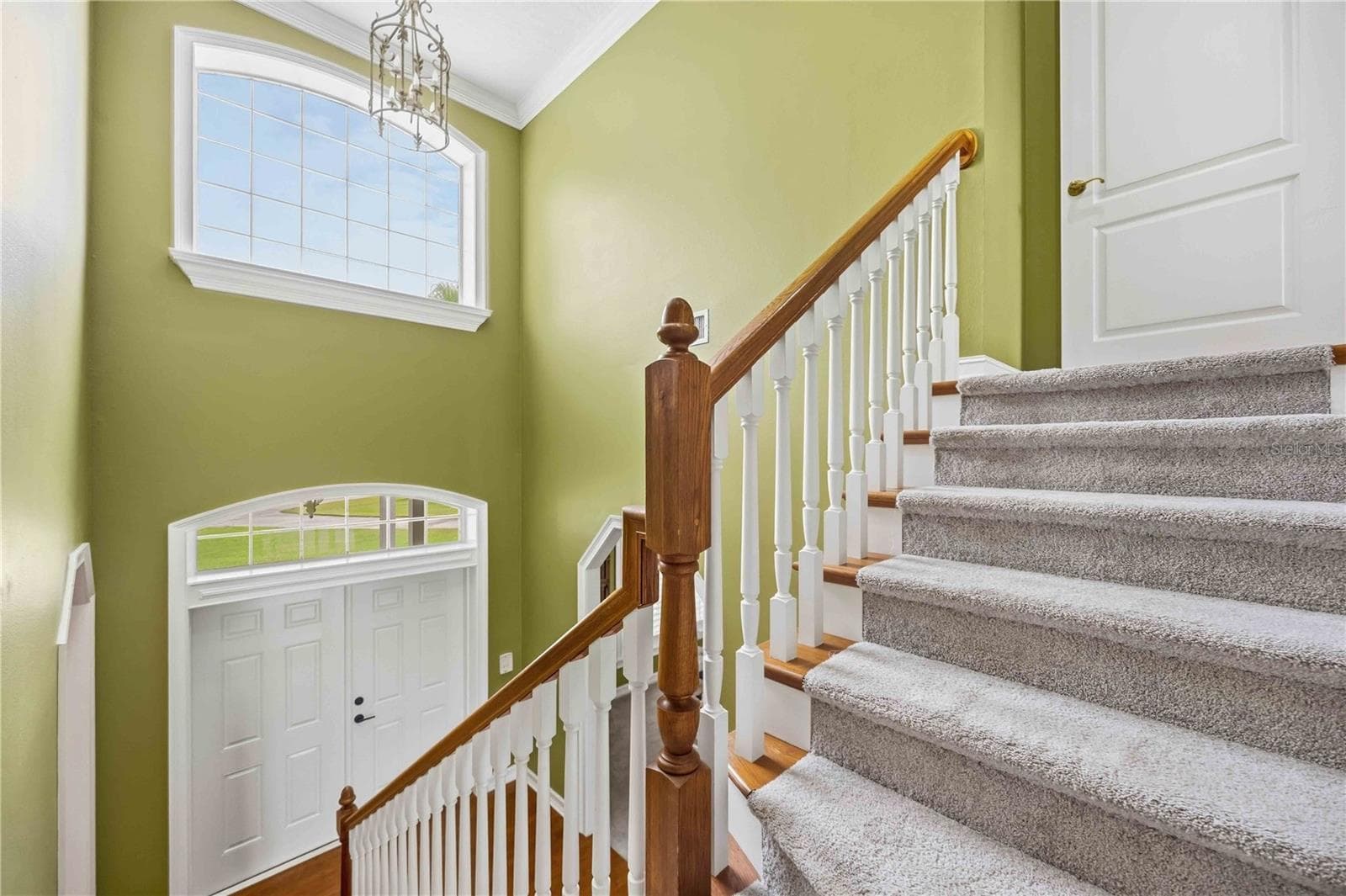 Stairs leading to Primary bedroom - 8543 SW AVIARY RD, ARCADIA