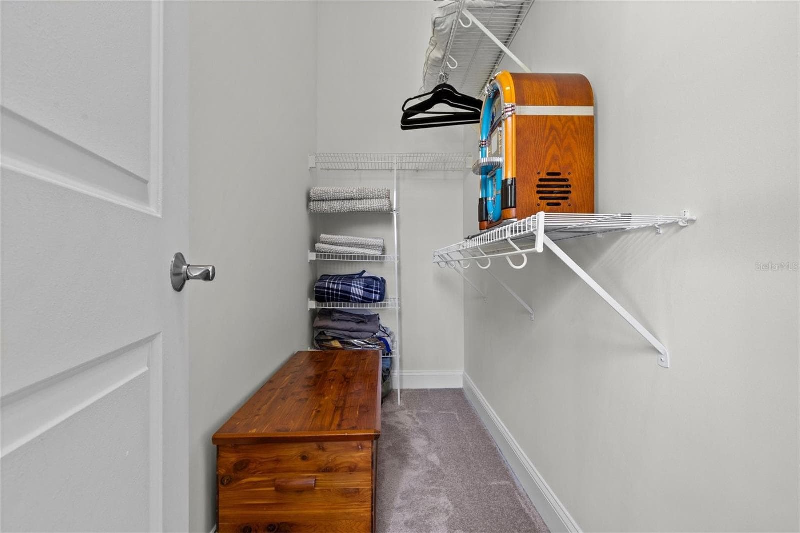 large walk-in closet - 480 GILMAN PL N, ST PETERSBURG