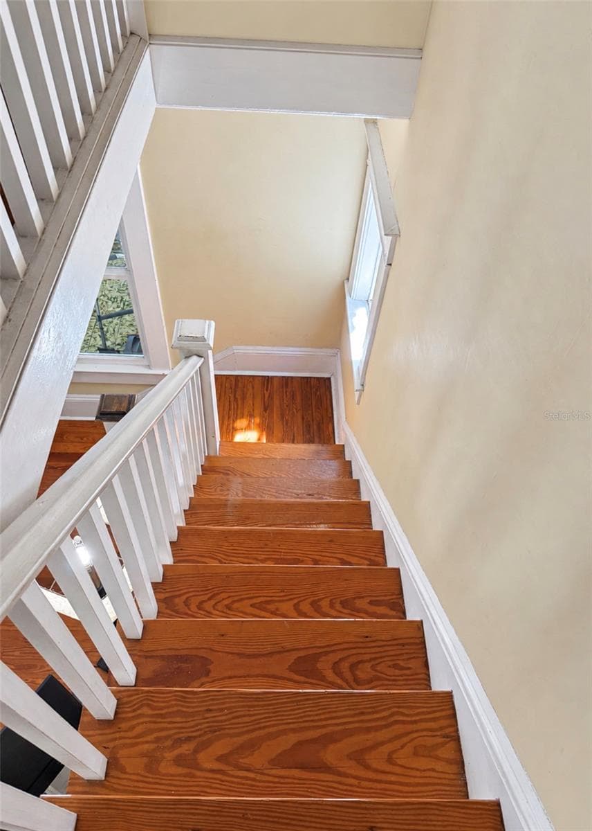 Single Family Residence at 950 10TH ST N, ST PETERSBURG, photo 24 of 43