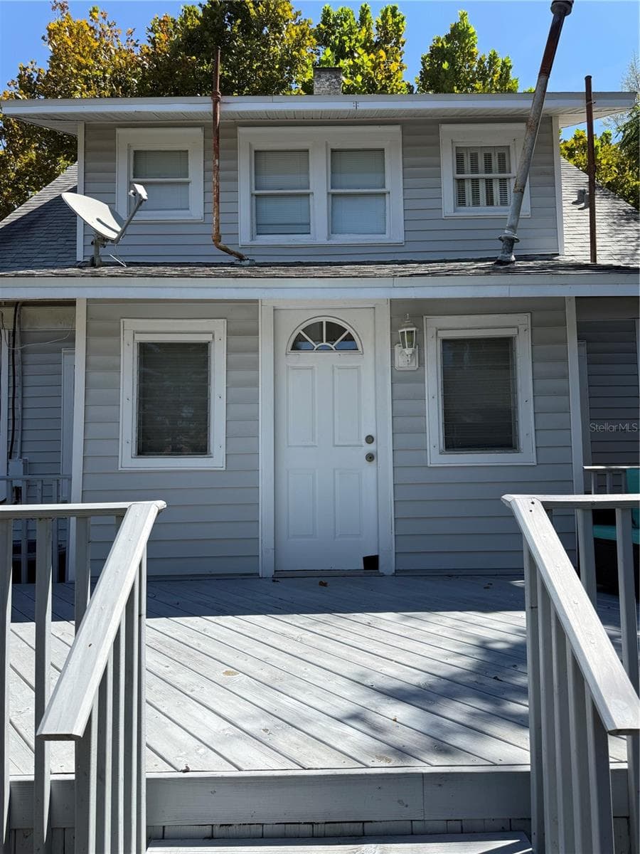 Single Family Residence at 950 10TH ST N, ST PETERSBURG, photo 36 of 43