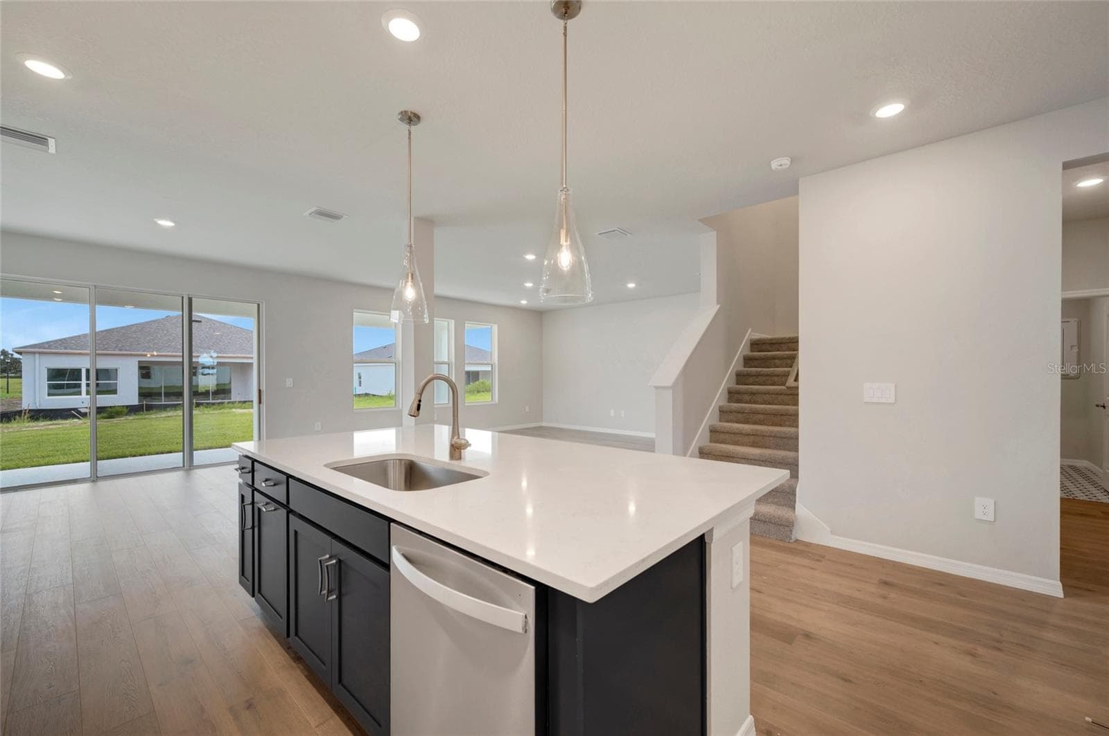 Kitchen - 439 SPRING HARVEST DR, PLANT CITY