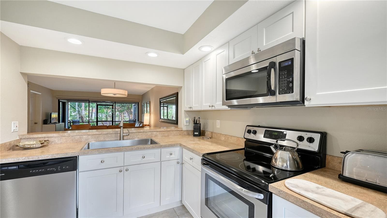 Condominium at 4729 WINSLOW BEACON #11, SARASOTA, photo 18 of 59
