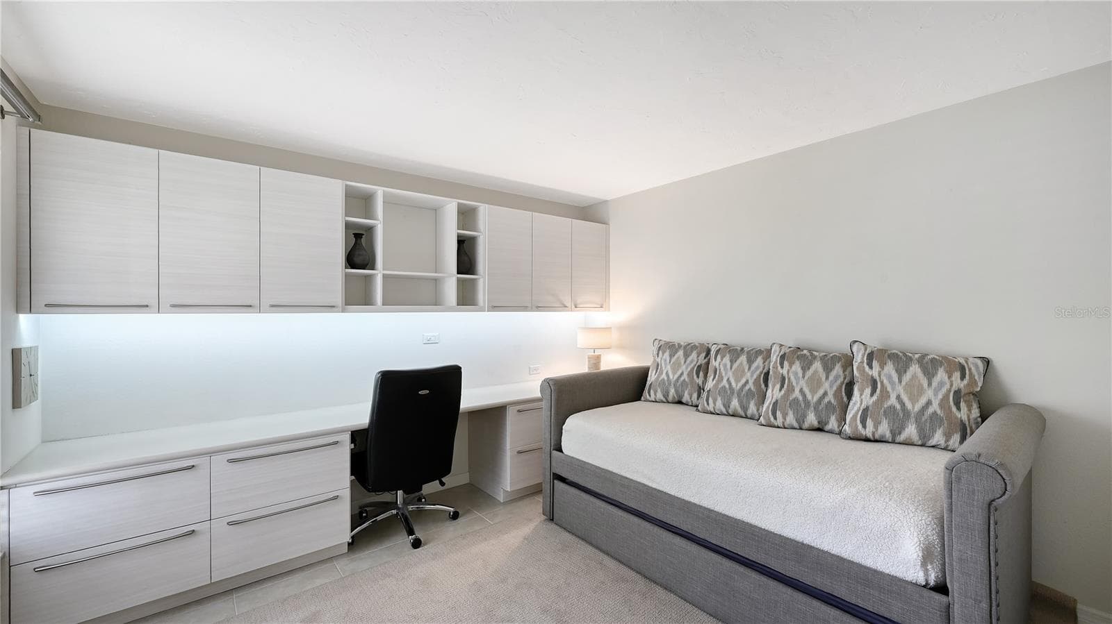 Condominium at 4729 WINSLOW BEACON #11, SARASOTA, photo 25 of 59
