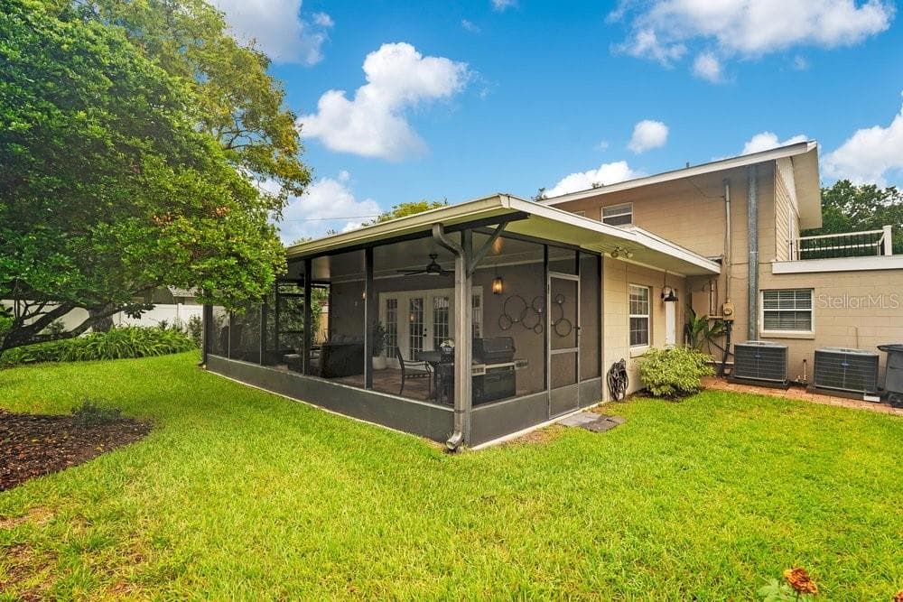 Single Family Residence at 2572 FIFESHIRE DR, WINTER PARK, photo 35 of 47